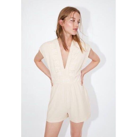 Zara Cream White Embroidered Floral Lace V-neck Sleeveless Romper Jumpsuit Sz S - Picture 3 of 16
